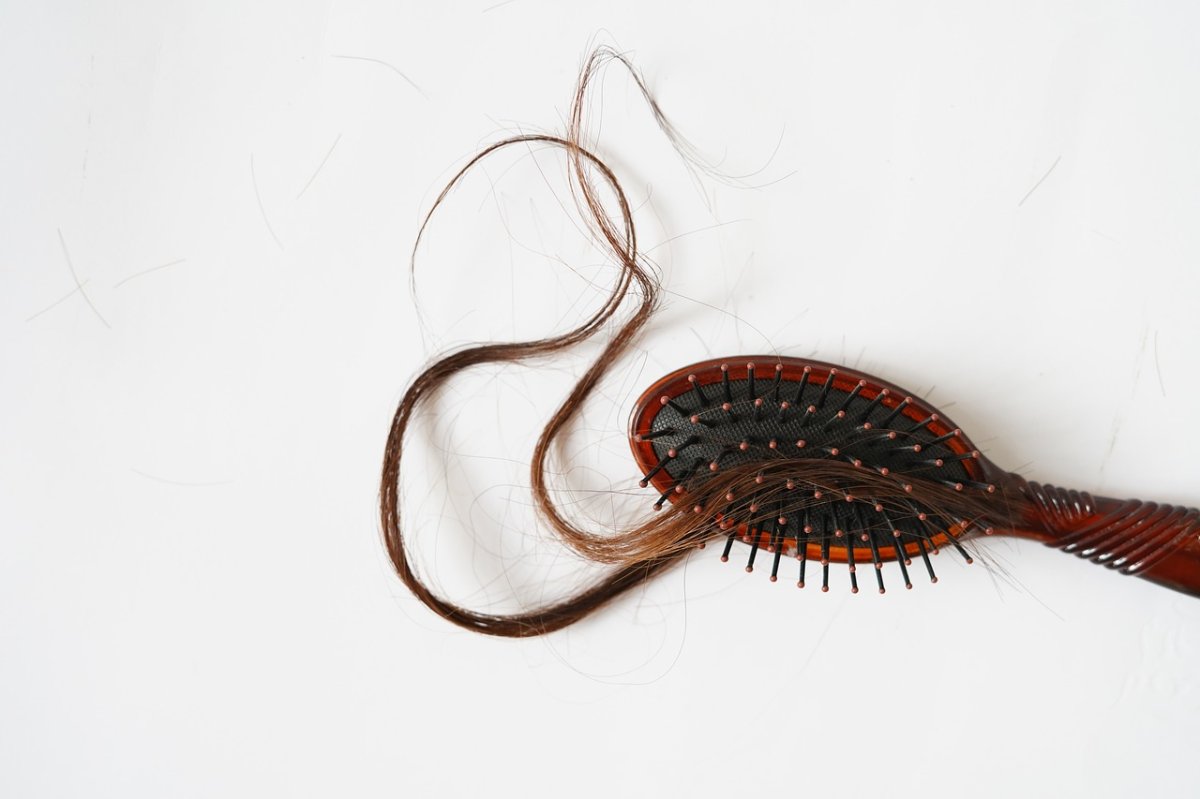 SAÇ DÖKÜLMESİNE DUR DE! Doğal Bakım, Güçlü Saçlar: Her Telde Sağlık Var.